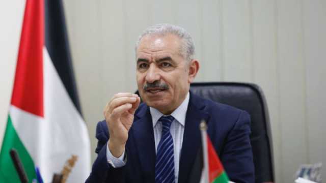 شاهد.. رئيس الوزراء الفلسطيني اشتية ينهار بالبكاء