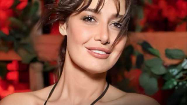 حلا شيحة تعتذر لفناني مصر و نقيبهم عن تحريمها الفن