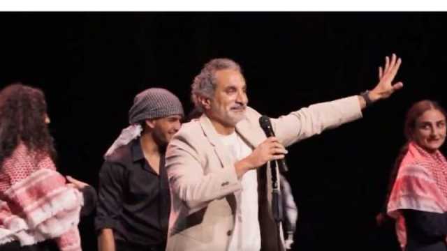 شاهد باسم يوسف يحول دار اوبرا سيدني الى ساحة دبكة فلسطينية