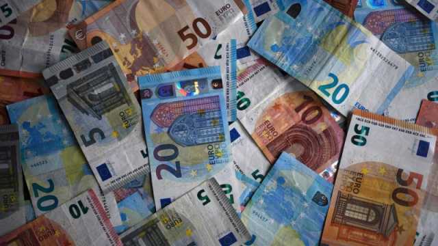 سعر اليورو اليوم في مصر الأربعاء 27 ديسمبر 2023.. بعد ارتفاع الدولار