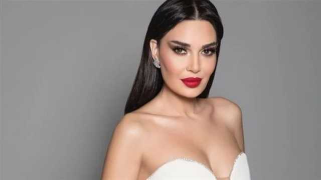 سيرين عبد النور في جلسة تصوير مبهرة بمناسبة الـ(كريسماس)