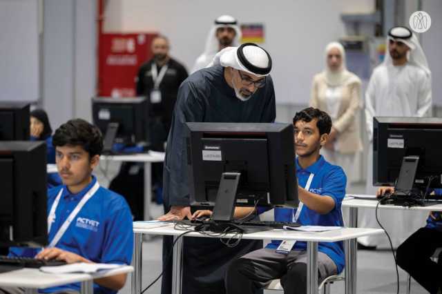 خالد بن محمد بن زايد: تأهيل الكفاءات الوطنية يسهم بدفع عجلة النموّ والازدهار في الإمارات