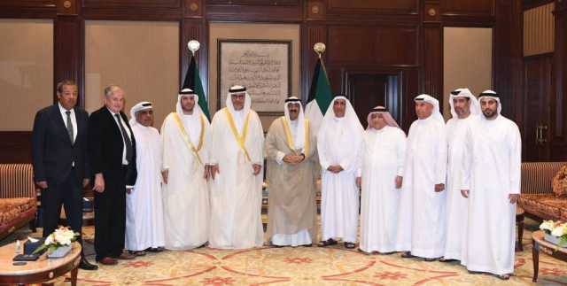 أمير الكويت لفريق منطاد الإمارات: حلقوا فوق جميع البلدان الخليجية