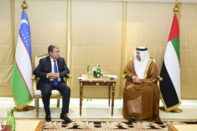 طارق الطاير ووزير العدل الأوزبكي يبحثان تعزيز العلاقات