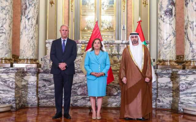 سفير الإمارات يقدم أوراق اعتماده إلى رئيسة بيرو