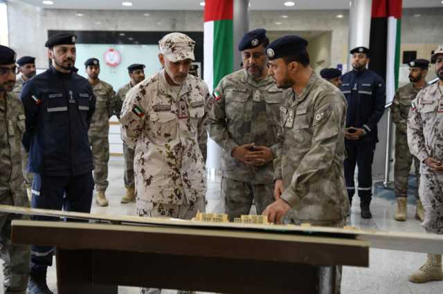أحمد بن طحنون يزور مجندي الخدمة الوطنية في شرطة أبوظبي