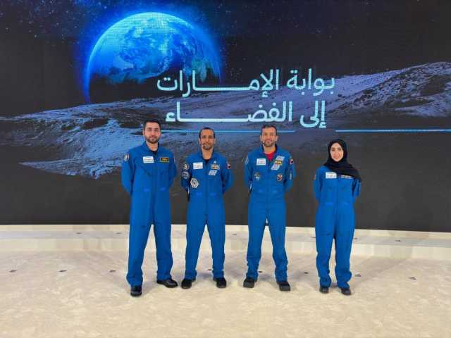 رواد الفضاء: جاهزون لإرسال أول إماراتي إلى القمر
