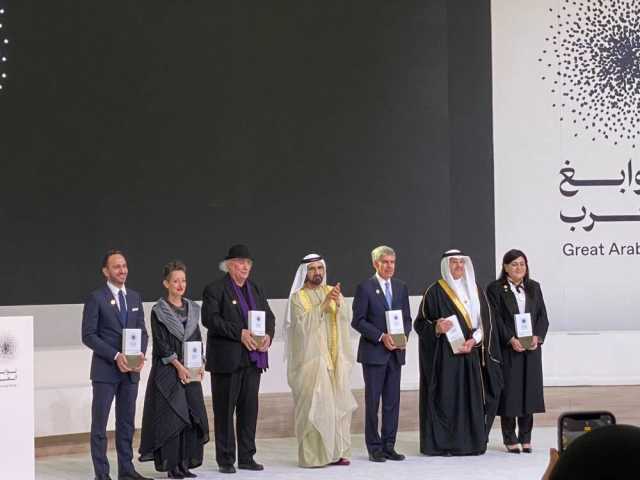 كرّمهم محمد بن راشد.. تعرف إلى 6 فائزين بـ«نوابغ العرب»
