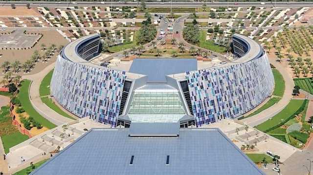 جامعة الإمارات تمول 132 مشروعاً بحثياً لدعم البحث العلمي والابتكار