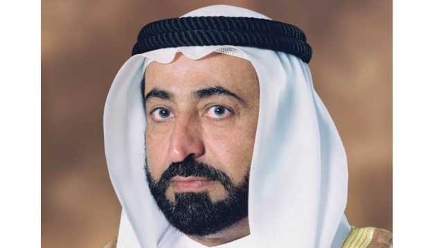 سلطان يهنّئ خادم الحرمين الشريفين بذكرى يوم التأسيس