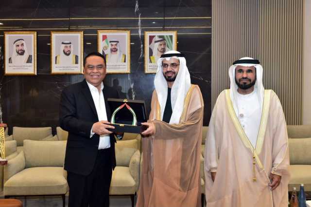 مؤسسة العالمين تشيد بتجربة «الشؤون الإسلامية»
