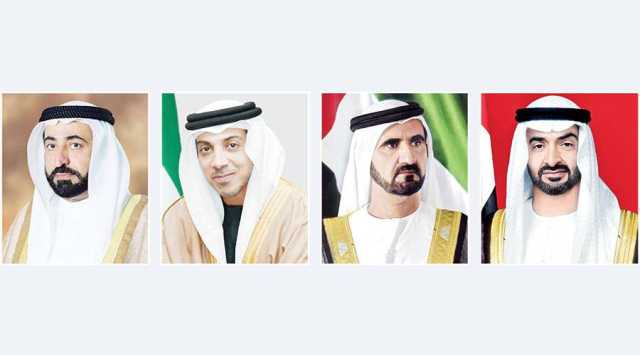 رئيس الدولة ونائباه وسلطان والحكام يهنئون ملك البحرين