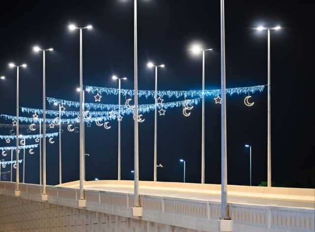 رأس الخيمة تتزين لرمضان بـ 600 تشكيل ضوئي