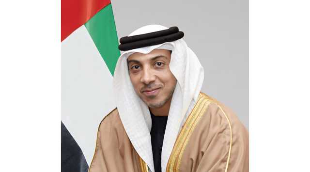منصور بن زايد يشهد السباق الختامي لجائزة قطر الكبرى للفورمولا 1 بحضور أمير قطر