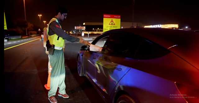 فيديو | شرطة دبي تعلن وضع 13 نقطة تفتيش على مستوى الإمارة للتحقق من سلامة المركبات