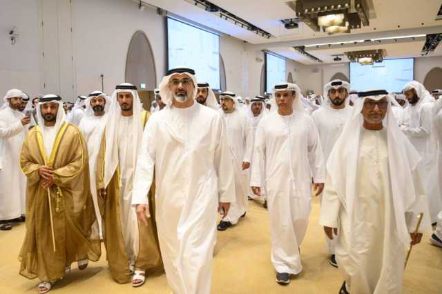خالد بن محمد بن زايد يحضر حفل زفاف علي المزروعي وخليفة القمزي