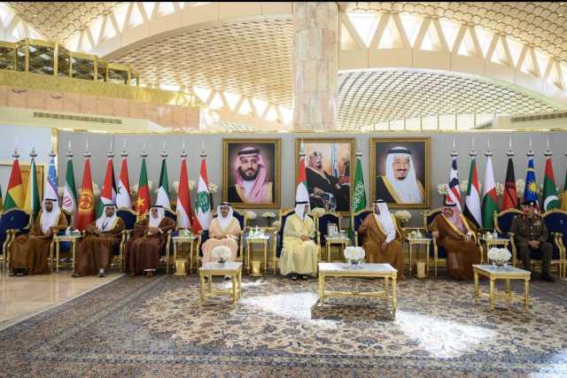 أنور قرقاش: لا بديل عن وقف العنف وحقن الدماء وضمان الحقوق المشروعة للشعب الفلسطيني