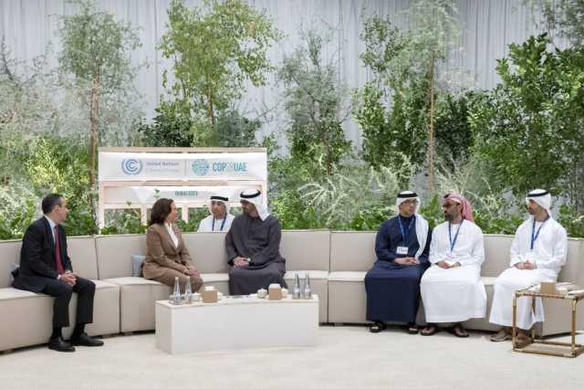 محمد بن زايد ونائبة الرئيس الأمريكي يبحثان تعزيز العلاقات وتطورات المنطقة