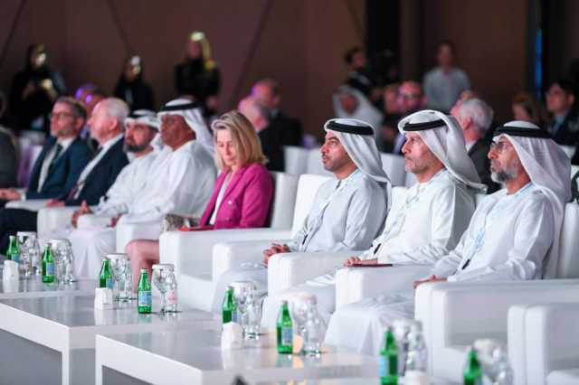 سهيل المزروعي: الإمارات تعمل بجد مع العالم لبناء المستقبل الأخضر