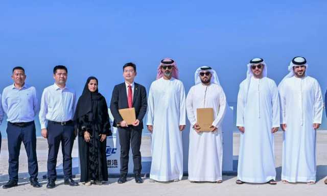 عمار النعيمي يشهد ترسية عقد تطوير شاطئ كورنيش عجمان بتكلفة 150 مليون درهم