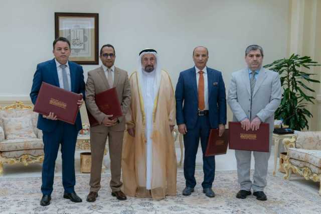 سلطان يكرّم الفائزين بجائزة الشارقة للدراسات اللغوية والمعجمية