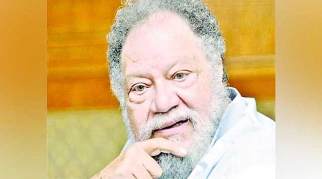 يحيى الفخراني يستعد لـ «عتبات البهجة»