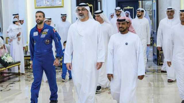 خالد بن محمد بن زايد يحضر حفل استقبال سلطان النيادي بـ«أم غافة» في العين