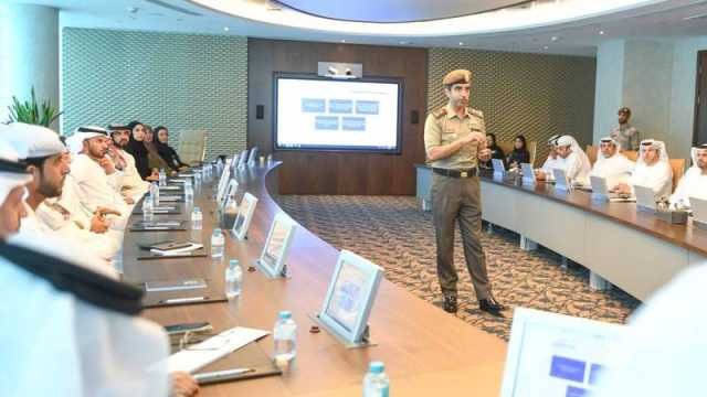 «إقامة دبي» تبحث تحسين جودة حياة المتعاملين