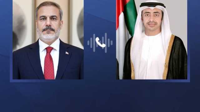 عبدالله بن زايد ووزير خارجية تركيا يبحثان جهود خفض التصعيد في المنطقة وحماية المدنيين