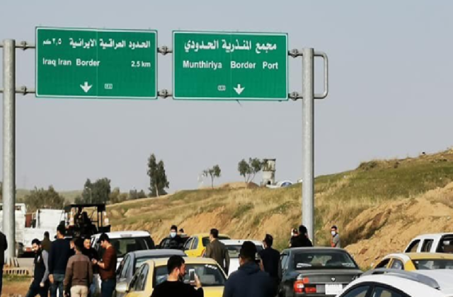 المنافذ الحدودية تشهد حركة نزوح كثيفة للعراقيين الفارين من إيران