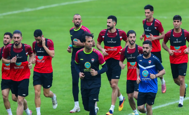 المنتخب العراقي يباشر بتدريباته استعدادا لمواجهة نظيره الإماراتي