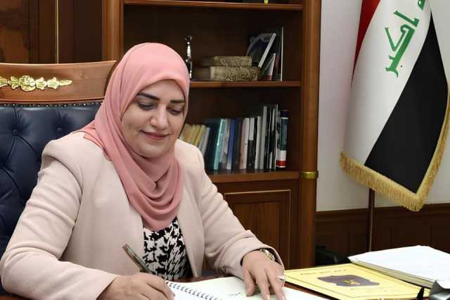 وزيرة المالية تؤكد على تطوير خطط عمل الوزارة