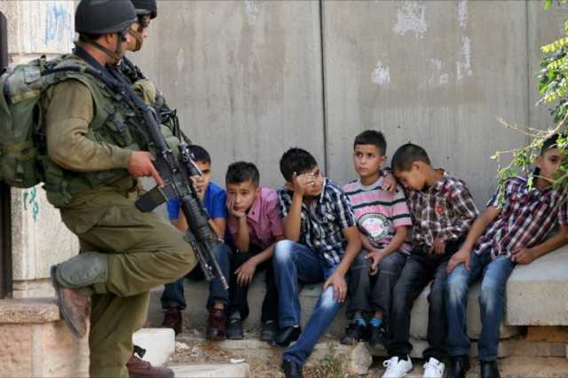 في يومهم العالمي.. أطفال فلسطين الأسرى ما عددهم وما ظروف اعتقالهم؟