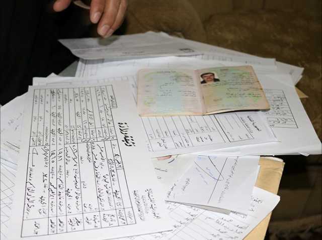 اتهام النظام السوري بالتحكم في وثائق المواطنين كأداة حرب