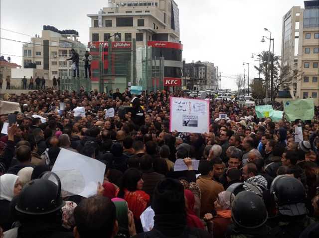 مؤشرات مقلقة وأزمات متعاقبة.. ما واقع التعليم في فلسطين؟