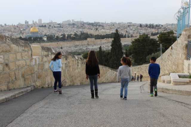 أطفال القدس.. حتى أسطح منازلهم لم تعد آمنة