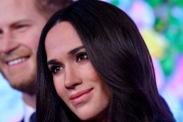 مؤلف مسلسل سوتس: العائلة المالكة أبدت رأيها في بعض مشاهد ماركل
