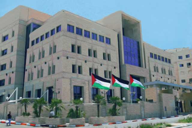 هل تنجح الإجراءات الفلسطينية لتقليل التعاملات النقدية؟