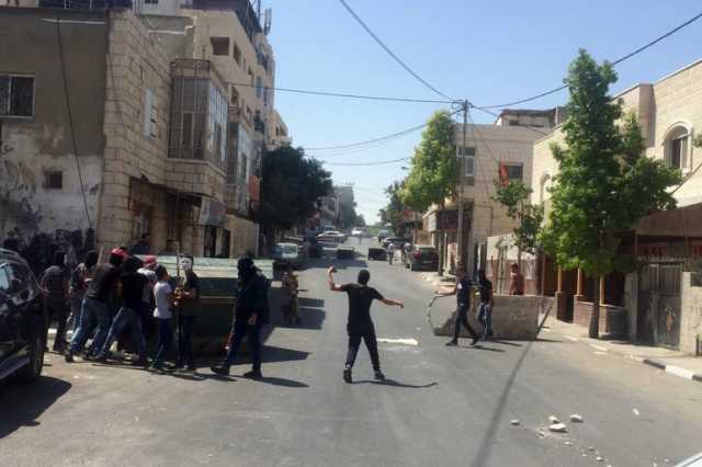 طوفان الأقصى حاضر بالمواجهات.. بلدة أبو ديس بالقدس بقعة مشتعلة