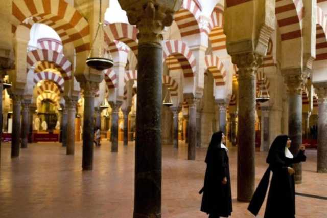 مراثي العرب وتقاليد الرثاء والندب في المشرق العربي قديما وحديثا