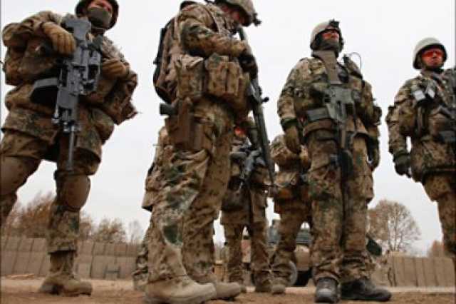 وزير الدفاع الألماني لا يستبعد العودة للتجنيد الإجباري