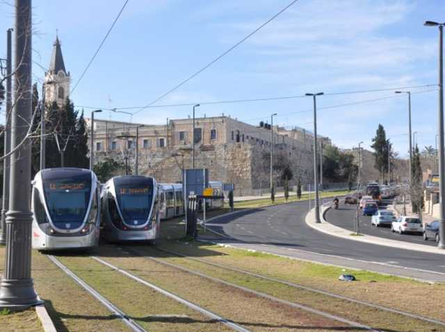 خط جديد للقطار الخفيف بالقدس تهويد مقنّع أم تطوير للبنية التحتية؟