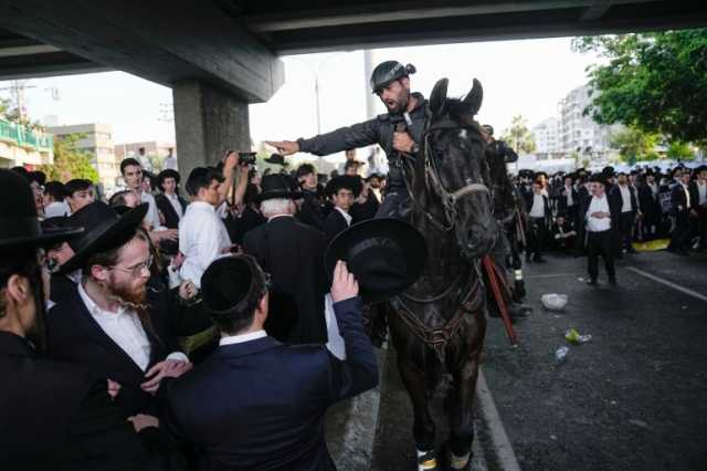 متدينون يهود يتظاهرون ضد التجنيد بالجيش الإسرائيلي