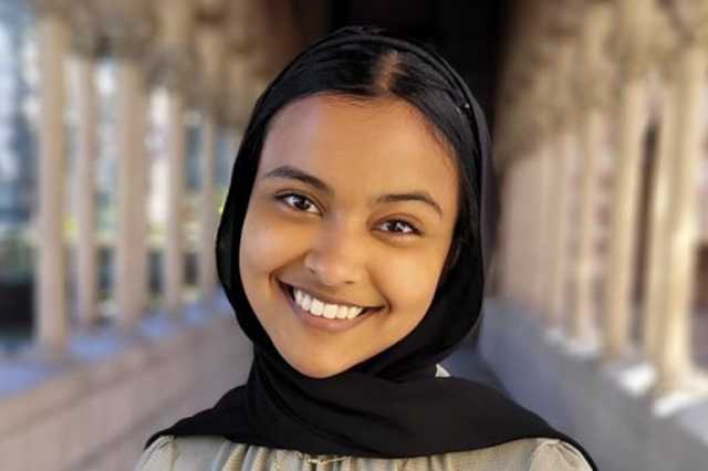 جامعة أميركية تلغي كلمة تخرّج طالبة مسلمة بسبب تضامنها مع فلسطين