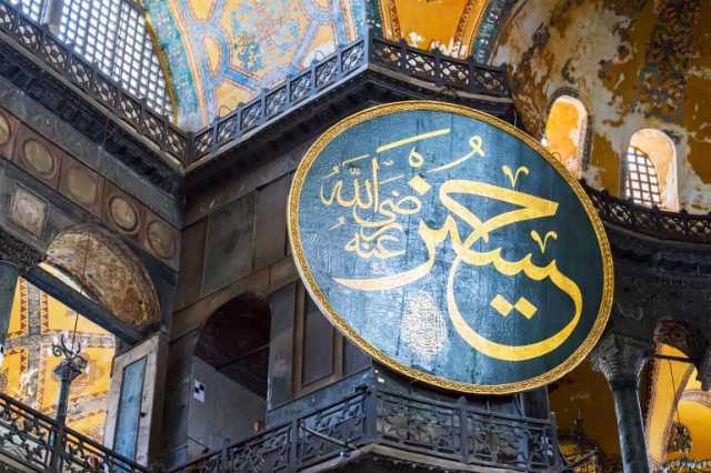 الحسين بن علي بن أبي طالب.. سبط الرسول الذي قتل في كربلاء