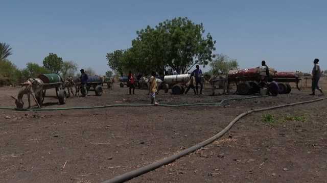 أزمة مياه الشرب تزيد محنة النازحين في القضارف السودانية