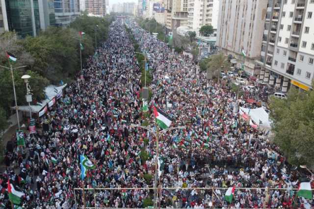 بالصور.. كراتشي الباكستانية تحتشد لنصرة غزة