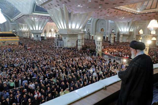 خامنئي يدعو إلى مشاركة قصوى في الانتخابات الرئاسية الإيرانية