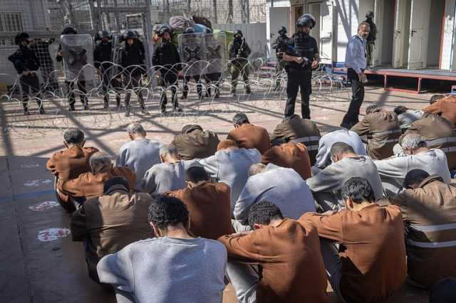 هآرتس: خلافا لأكاذيبهم المحكمة العليا بإسرائيل منحازة لليمين ونتنياهو