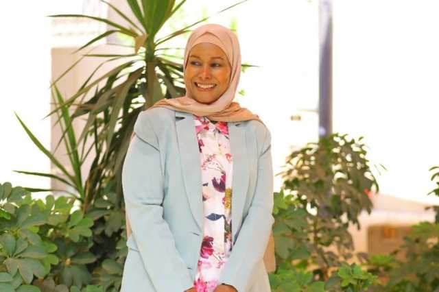 كوثر حسن.. أستاذة جامعية تعيد تاريخ النوبة ولغتها